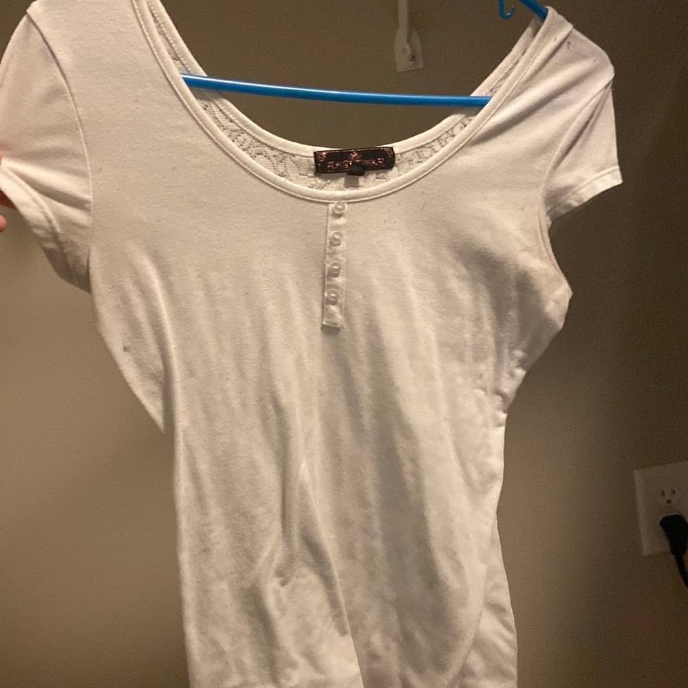 White basic top